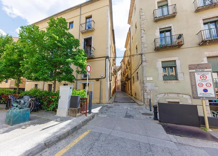 Bravissimo Rei Marti, In The Historic Centre Girona