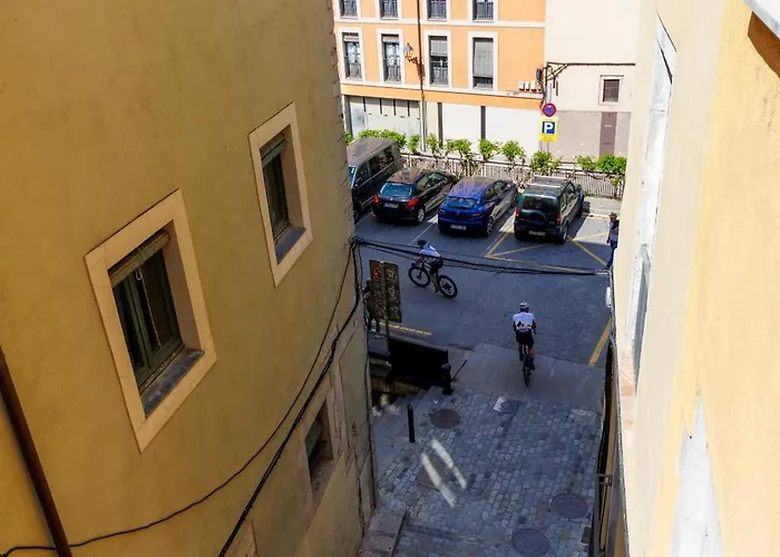 Bravissimo Rei Marti, In The Historic Centre *