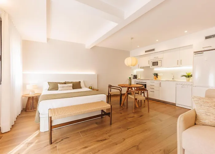 Apartment Bravissimo Rei Marti, In The Historic Centre *